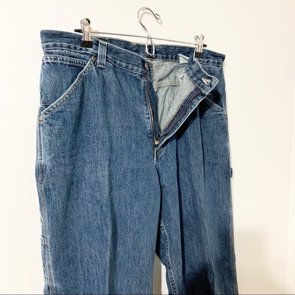 Members Mark Medium / Dark Wash Relaxed Fit Jeans 36 x 30 Blue Denim - Picture 2 of 3